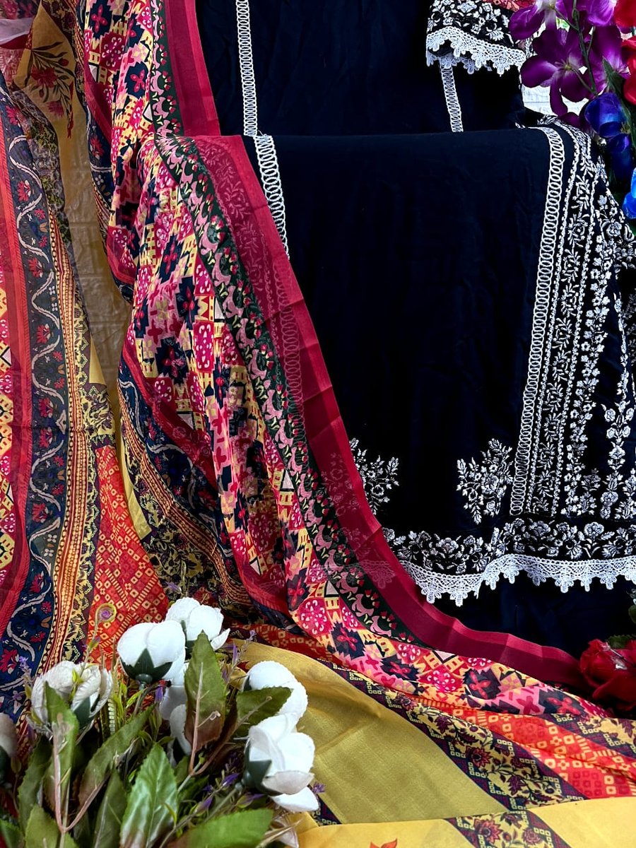 Dinsaa Suit 226 Design 2