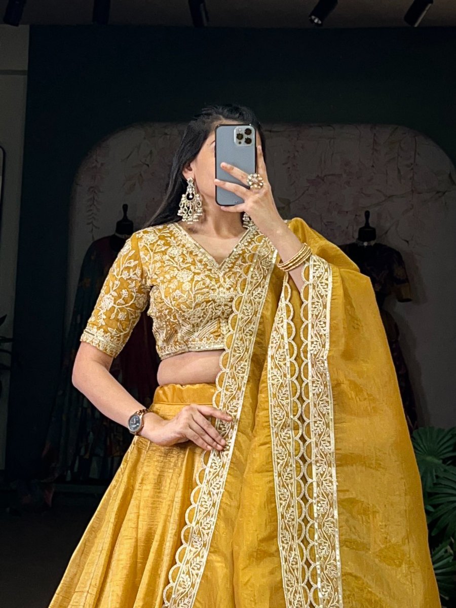 LNB1424MST LEHENGA COLLECTION 5