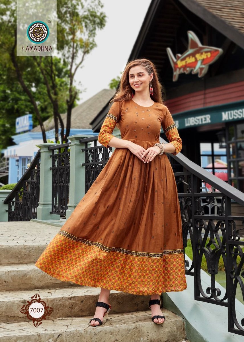 Aradhna Fashion Level Vol-7 7001-7008 Series 7