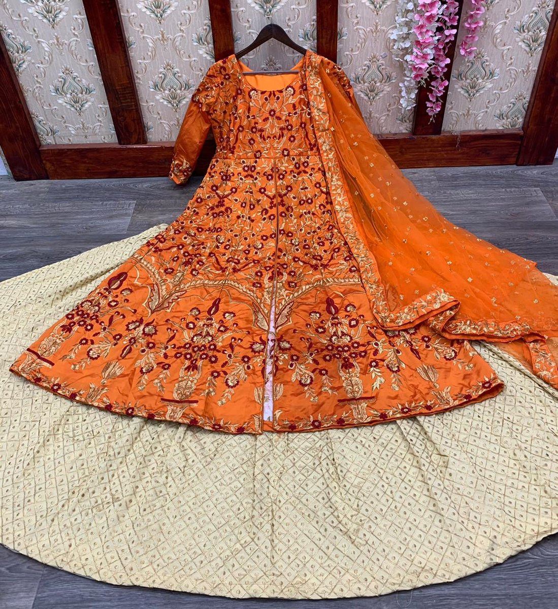 Bollywood Designer  Embroidered Suits LG-339 3