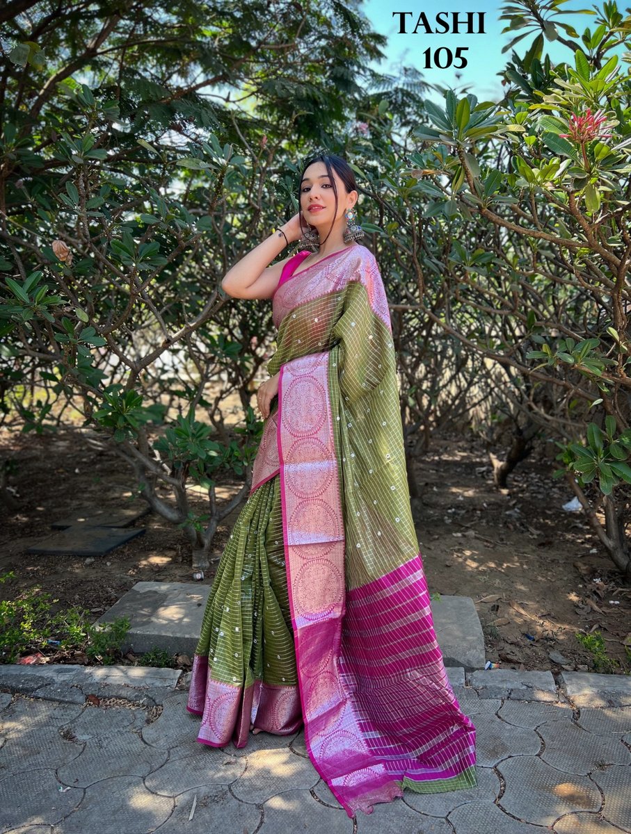 Fashion Lab Tashi 101-105 Series 5