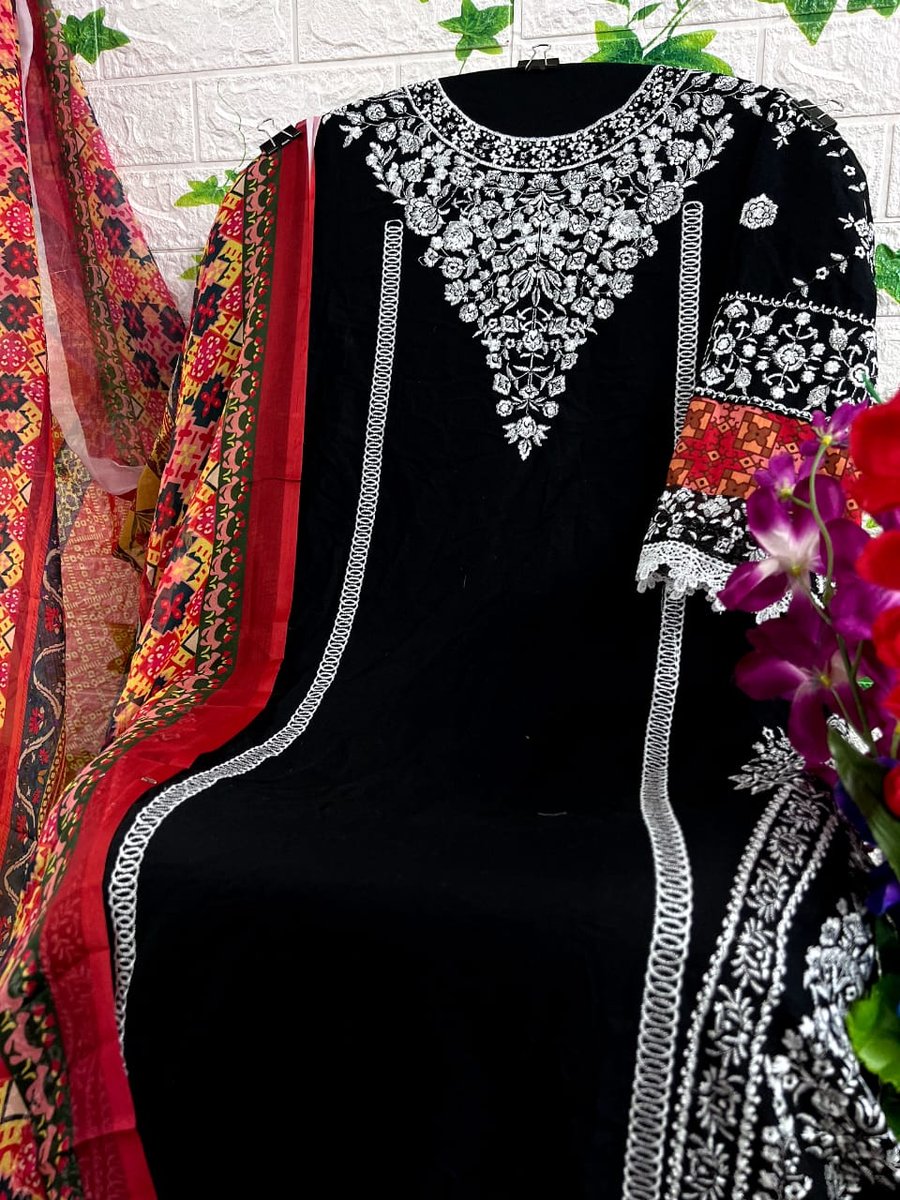 Dinsaa Suit Super Hit Black 226 Design 3