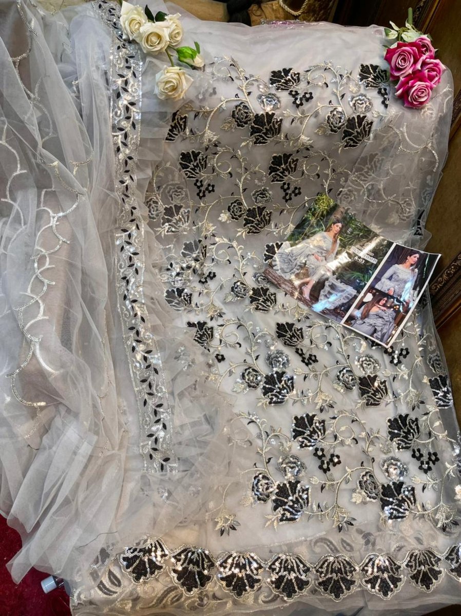 Alif Fashion Mahnoor A-03 Grey Suits 3