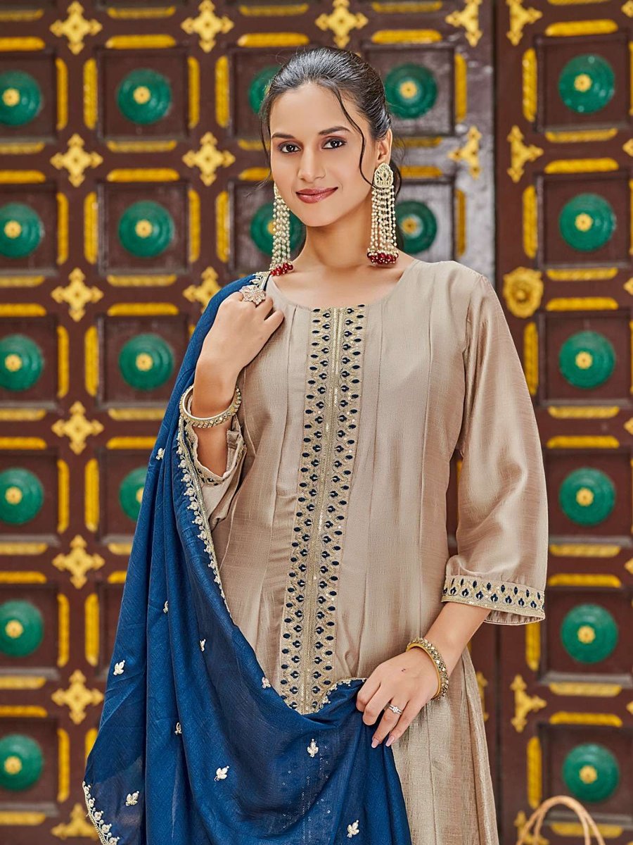 AANCHI ZUBINA 7