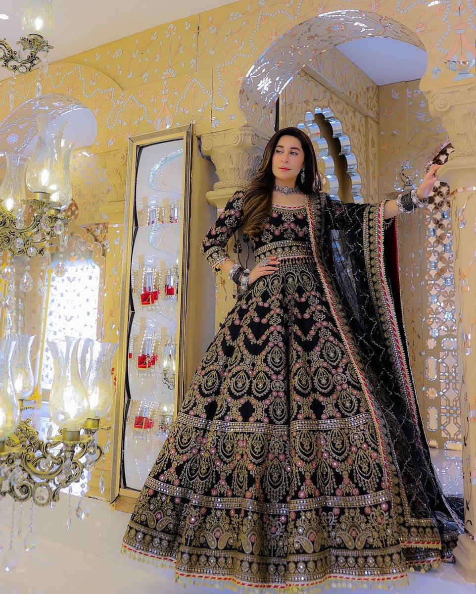 KB SERIES BOUTIQUE COLLECTION BRIDAL LEHENGA KB-1076 2