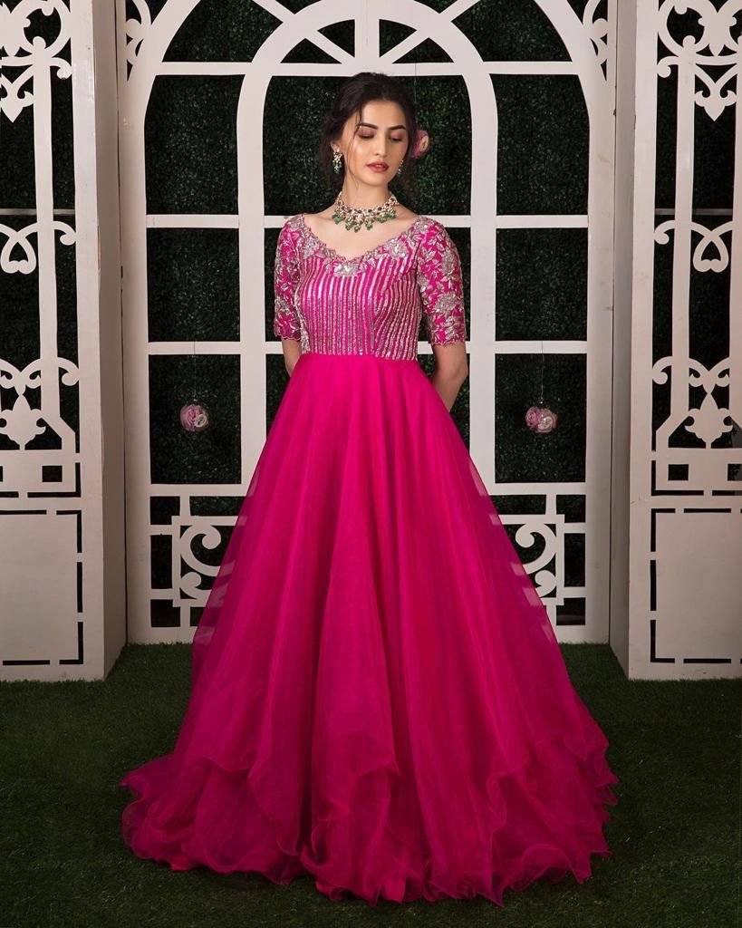 Bollywood  Designer Gown SR-1324 Design 1